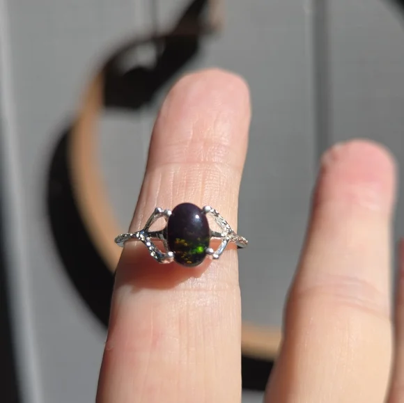 Black Opal.4k sterling & white gold solitaire ring sz6 - Picture 3 of 8